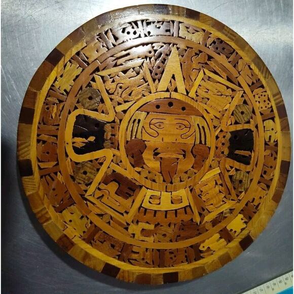 VTG 8" Wooden Aztec Mayan Mexico Calendar Hand Carved Inlay Wood Art Mexican - Picture 3 of 5
